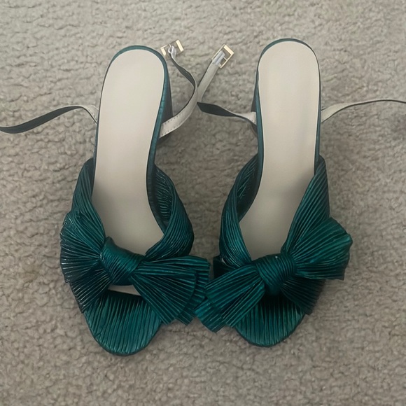 Shoes - Green sandals